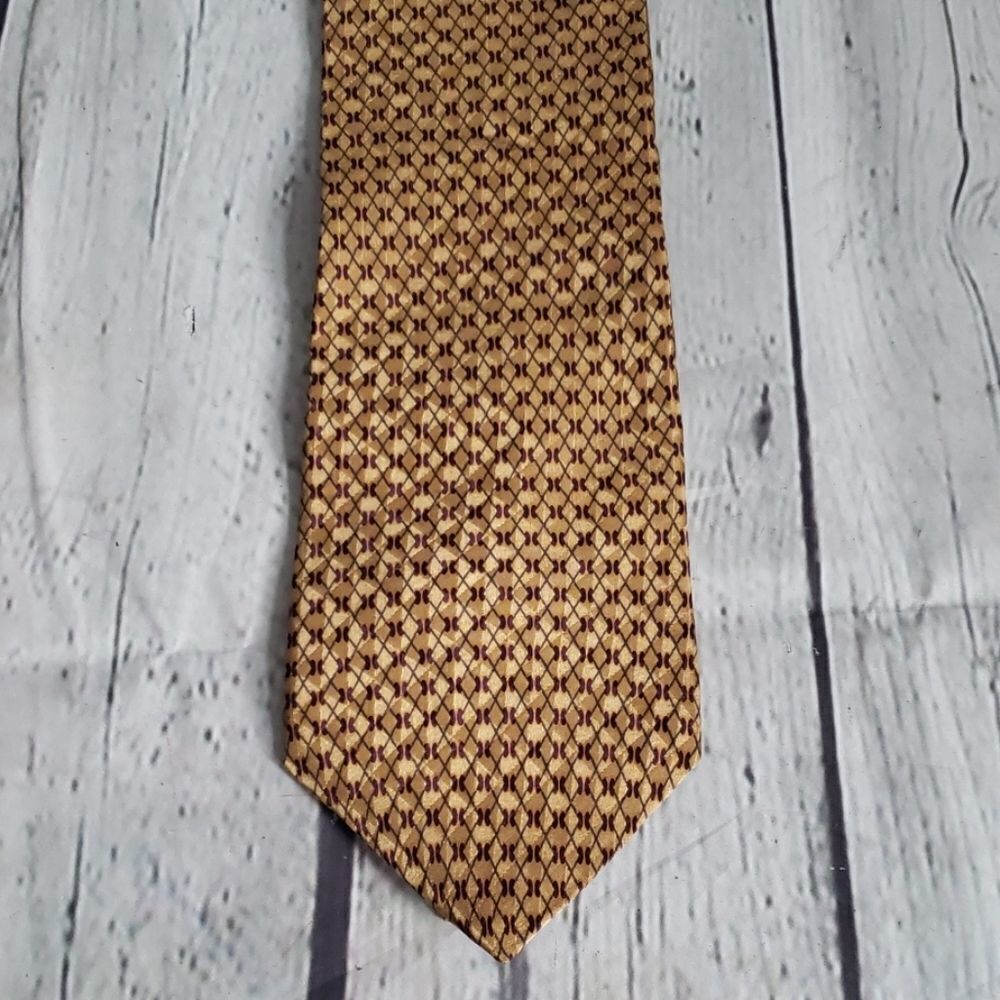 Vintage Bill Blass Yellow & Maroon Pattern Tie